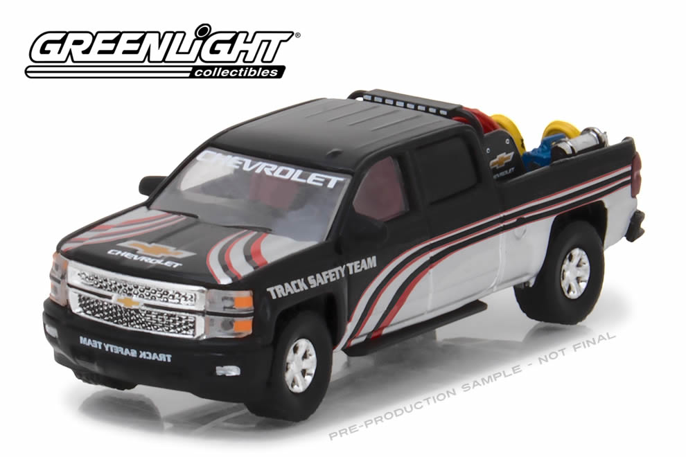 2015 Chevy Silverado in Black with Safety Equipment in Truck Bed