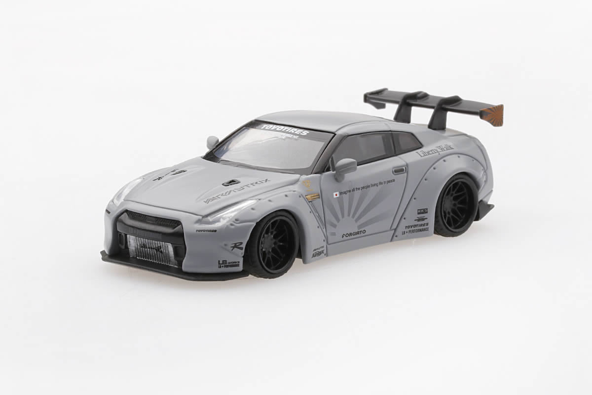 #3 - Liberty Walk Nissan GT-R R35 (RHD / UK Release)