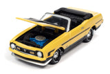 1972 Ford Mustang Convertible (Medium Bright Yellow, Black Stripes)