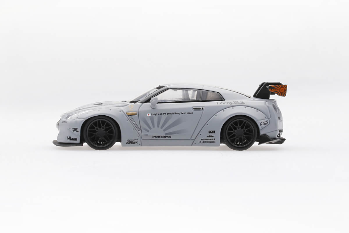 #3 - Liberty Walk Nissan GT-R R35 (LHD / UK Release)