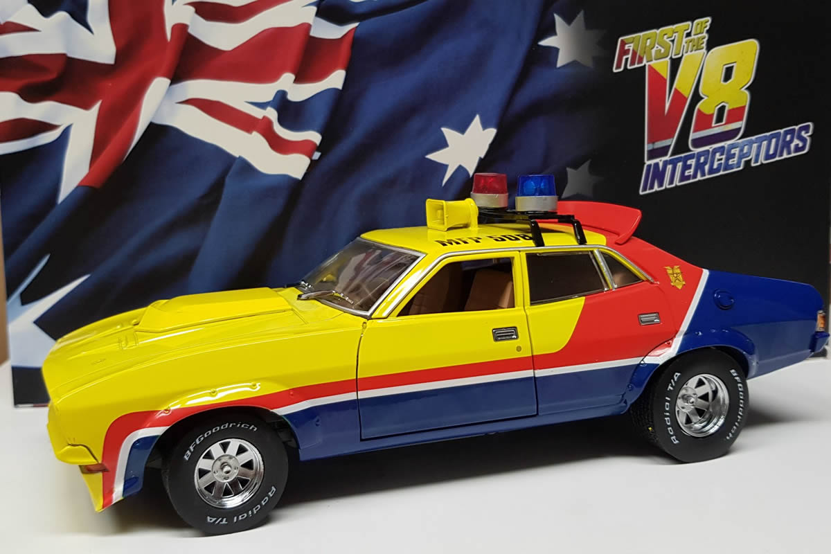 1:18 - Mad Max / 1973 Ford Falcon XB Interceptor Police