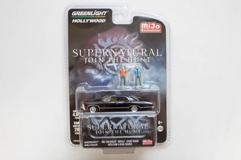 Supernatural / 1967 Chevrolet Impala Sport Sedan with Sam & Dean Figures