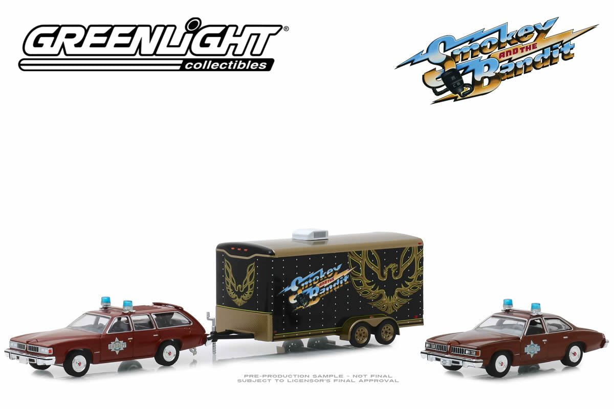 Smokey and the Bandit - 1977 Pontiac LeMans Safari with Sheriff Buford T. Justice's 1977 Pontiac LeMans in Enclosed Car Hauler