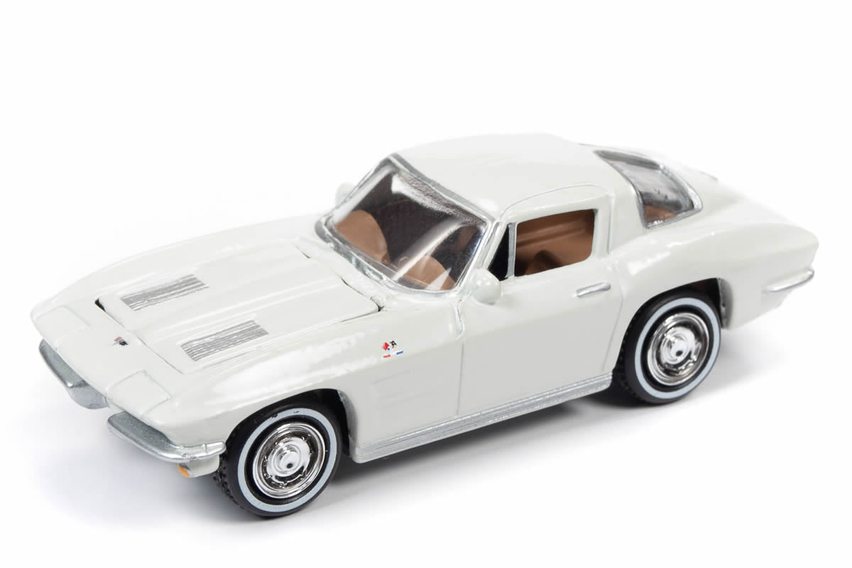 1963 Chevrolet Corvette Split-Window Coupe (Ermine White)
