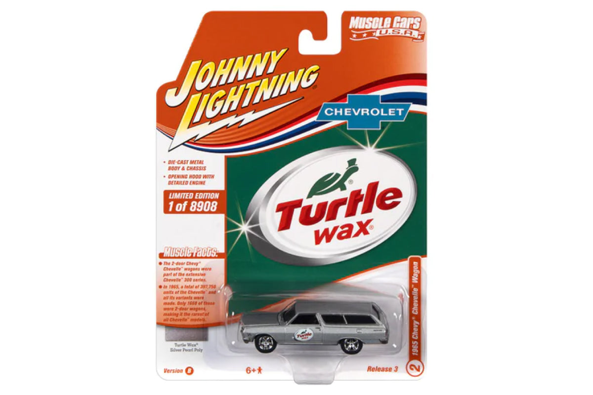 1965 Chevrolet Chevelle Wagon / Turtle Wax (Silver)
