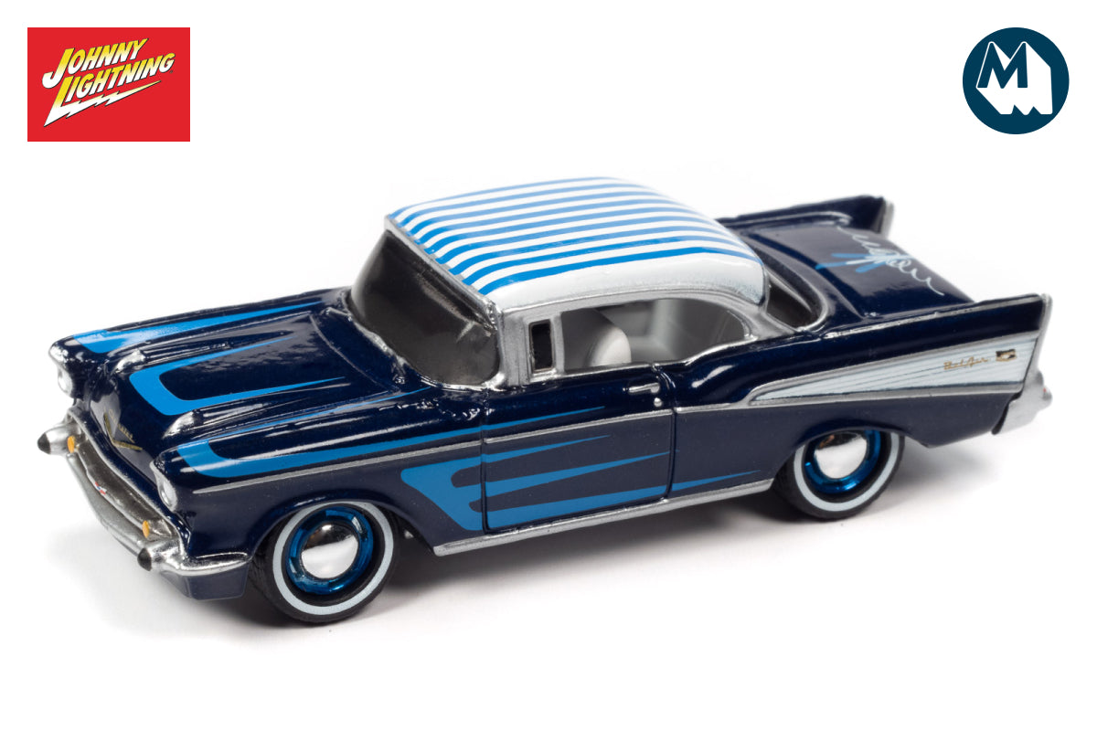 1957 Chevrolet Bel Air / Kustomized (Cobalt Blue Metallic)