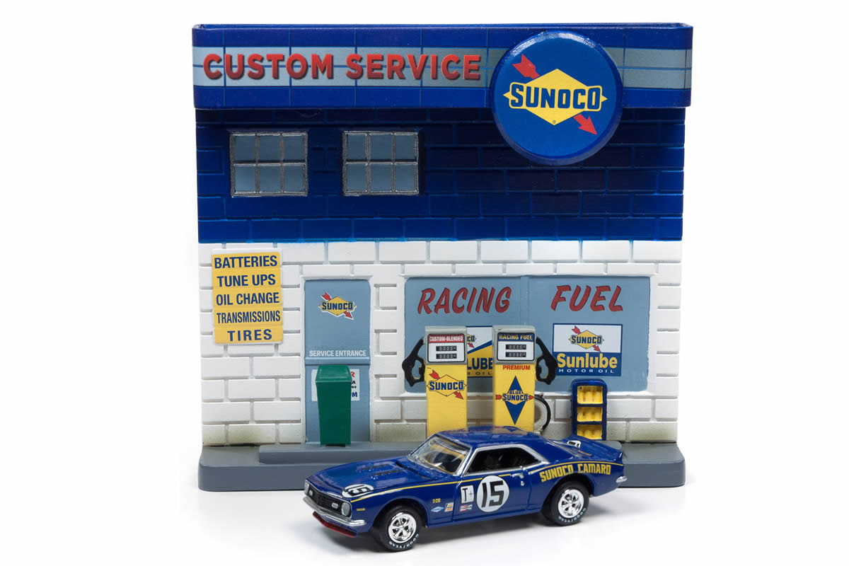 Sunoco Exterior Service Station Façade / 1967 Chevy Camaro
