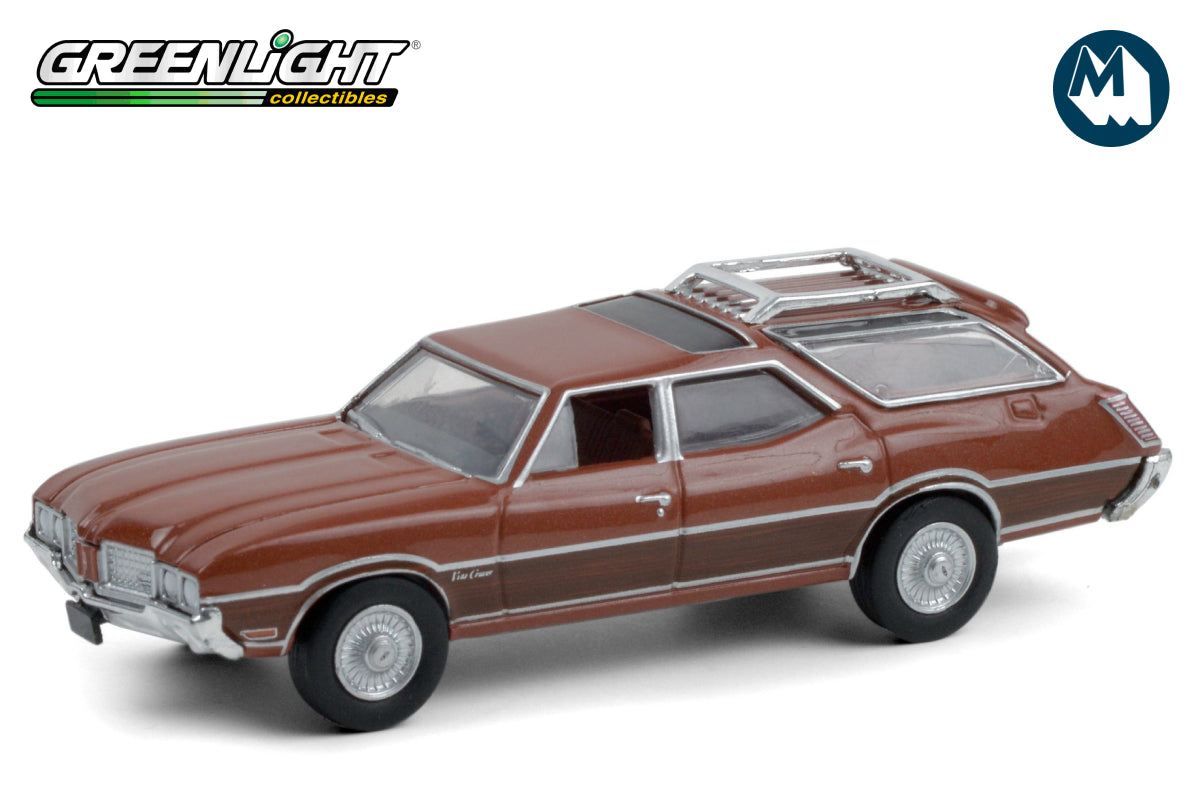 1972 Oldsmobile Vista Cruiser (Saddle Bronze with Woodgrain)
