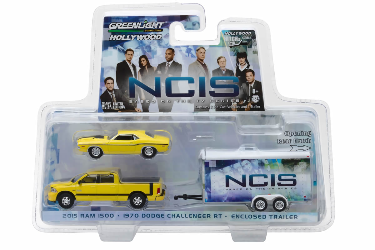 NCIS (2003-Current TV Series) - 2015 Ram 1500 / 1970 Dodge Challenger R/T / Enclosed Car Hauler