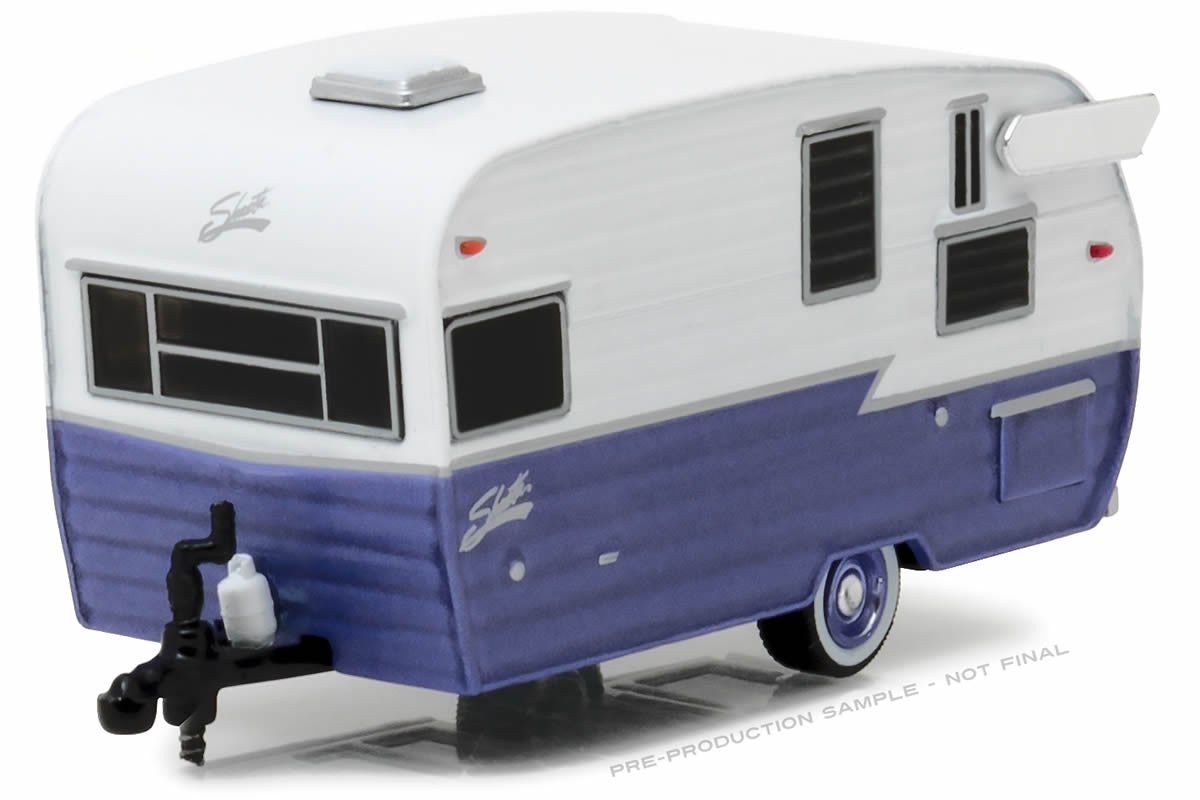 Shasta 15' Airflyte (White and Purple)