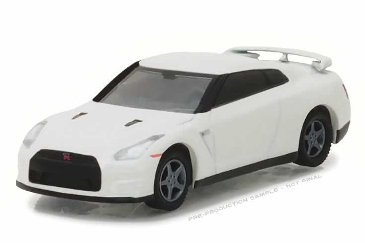2014 Nissan GT-R R35 - White