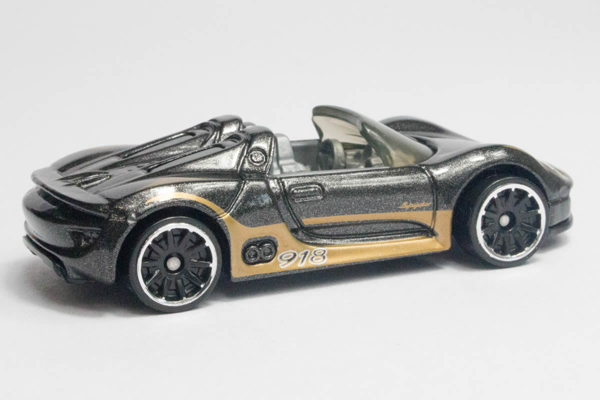 Hot Wheels Porsche Series (2015) #2 - Porsche 918 Spyder