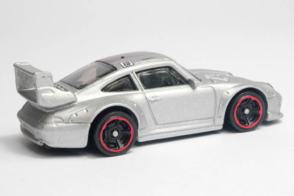 Hot Wheels Porsche Series (2015) #4 - Porsche 993 GT2