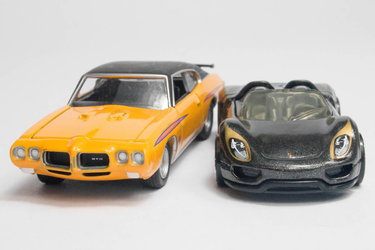 Hot Wheels Porsche Series (2015) #2 - Porsche 918 Spyder