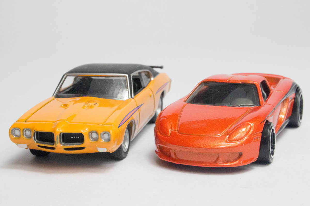 Hot Wheels Porsche Series (2015) #7 - Porsche Carrera GT