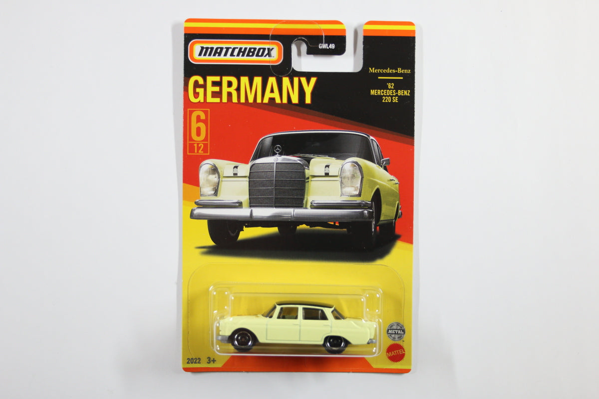 2022 #06 - Mercedes-Benz 220SE
