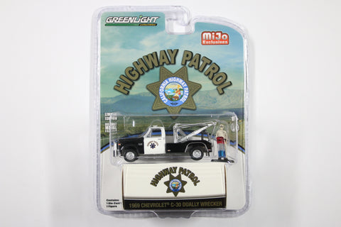 1969 Chevrolet C-30 Dually Wrecker with police figure - California Highway Patrol