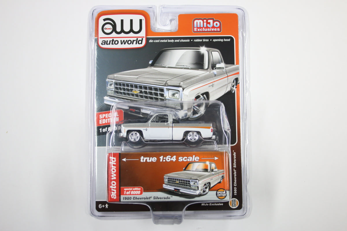 1980 Chevrolet Silverado (Silver & White)