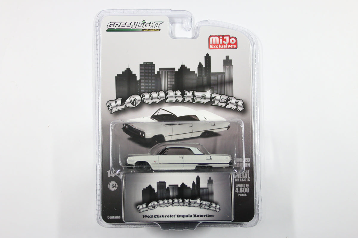 1963 Chevrolet Impala SS Lowrider (Light Grey)