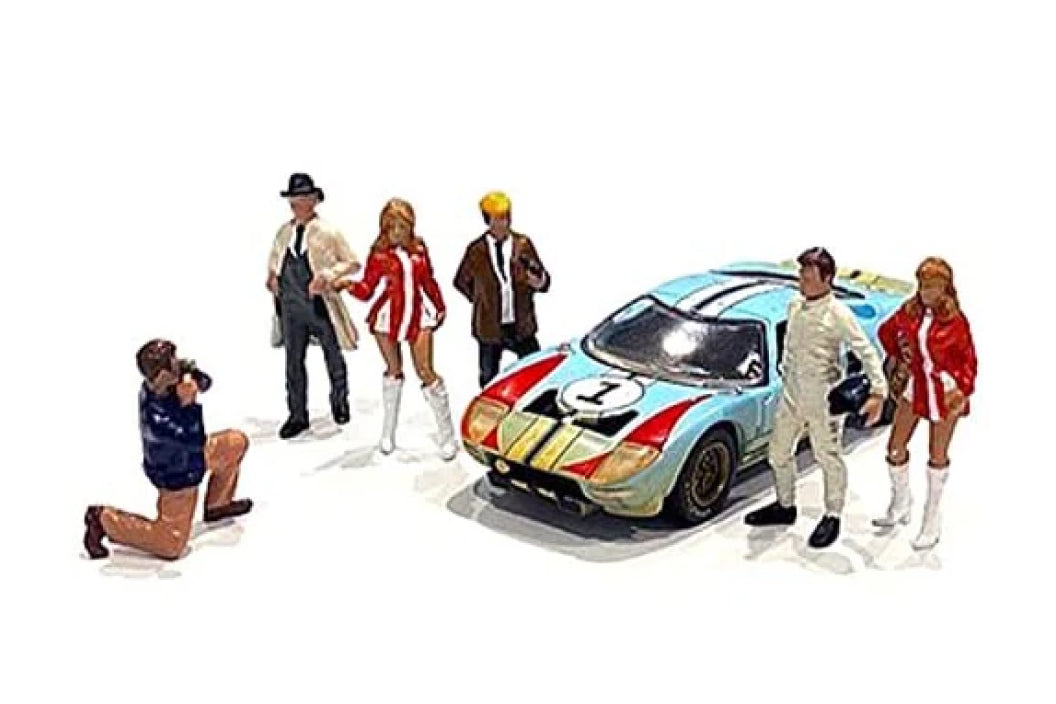 1:64 American Diorama Race Day 2 Set (AD-76472)