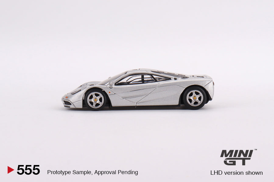 #555 - McLaren F1 (Magnesium Silver)
