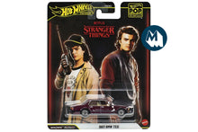 Hot Wheels Pop Culture 2026 Mix 1 / 1983 BMW 733i - Stranger Things