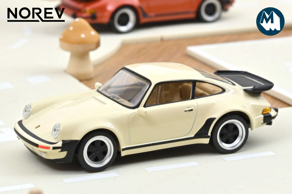 1:43 - 1978 Porsche 911 Turbo (Beige)