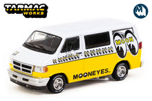 Dodge Van - Mooneyes