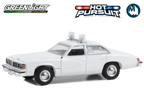 Hot Pursuit 1976-77 Pontiac LeMans Enforcer with lights (White)