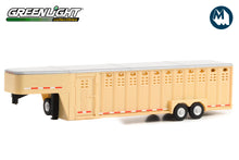 26-Foot Vertical Three Hole Gooseneck Livestock Trailer (Beige)