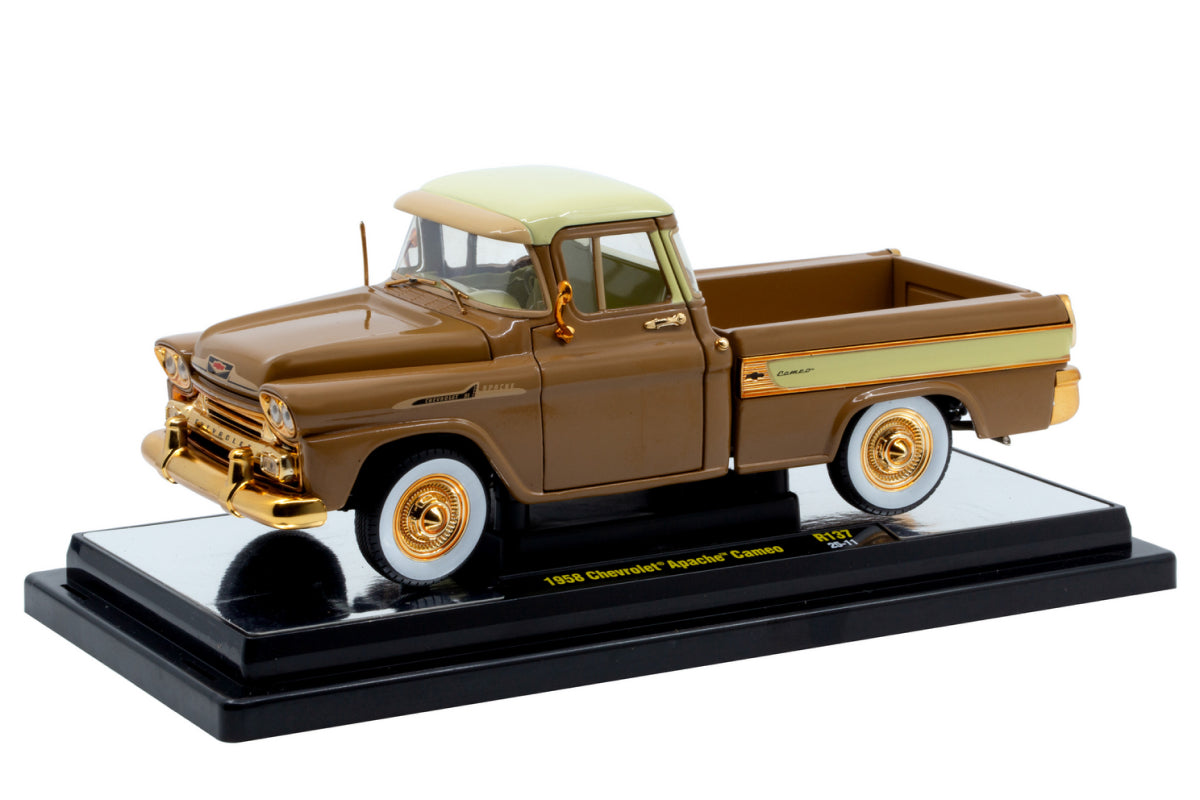 1:24 - 1958 Chevrolet Apache Cameo
