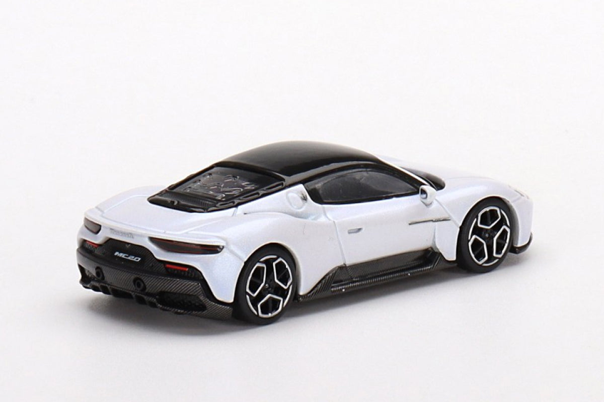 Maserati MC20 (Bianco Audace)