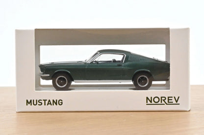 1:43 - 1968 Ford Mustang Fastback (Satin Green) / Bullitt