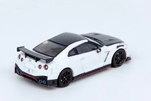 Nissan GT-R (R35) NISMO (White)