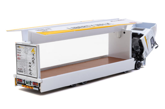 [Pre-Order] Mitsubishi Fuso Super Great - LB-TRUCKS