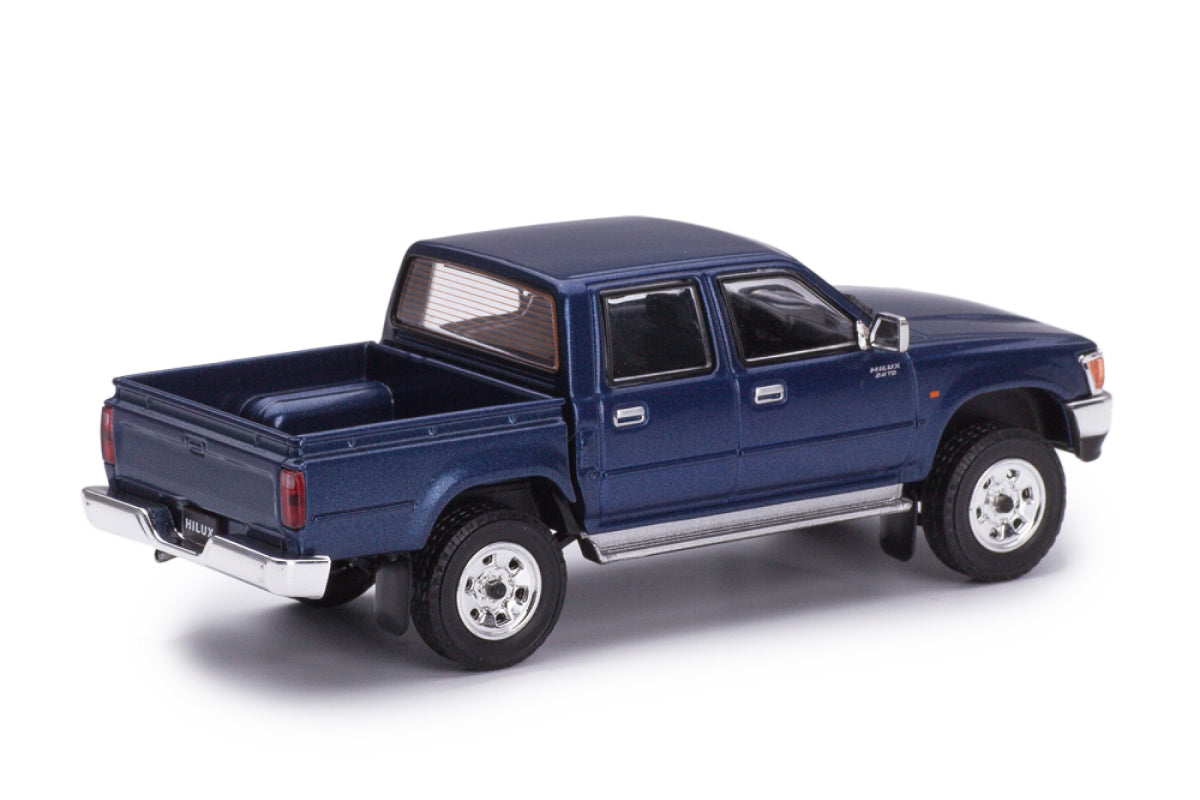 1:43 - 1997 Toyota Hilux SR5 (Blue)