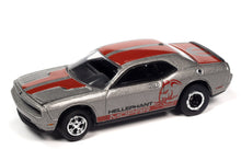 2008 Dodge Viper SRT 10 / 2014 Dodge Challenger R/T - Mopar (Version B)
