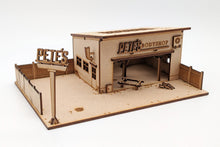 1:64 Diorama Kit - Pete's Bodyshop