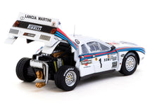 Lancia 037 Rally + Trading Cards - Rally Monte Carlo 1983 Winner, W. Rohrl / C. Geistdorfer