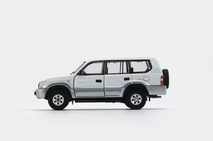 Toyota Land Cruiser LC95 (White)