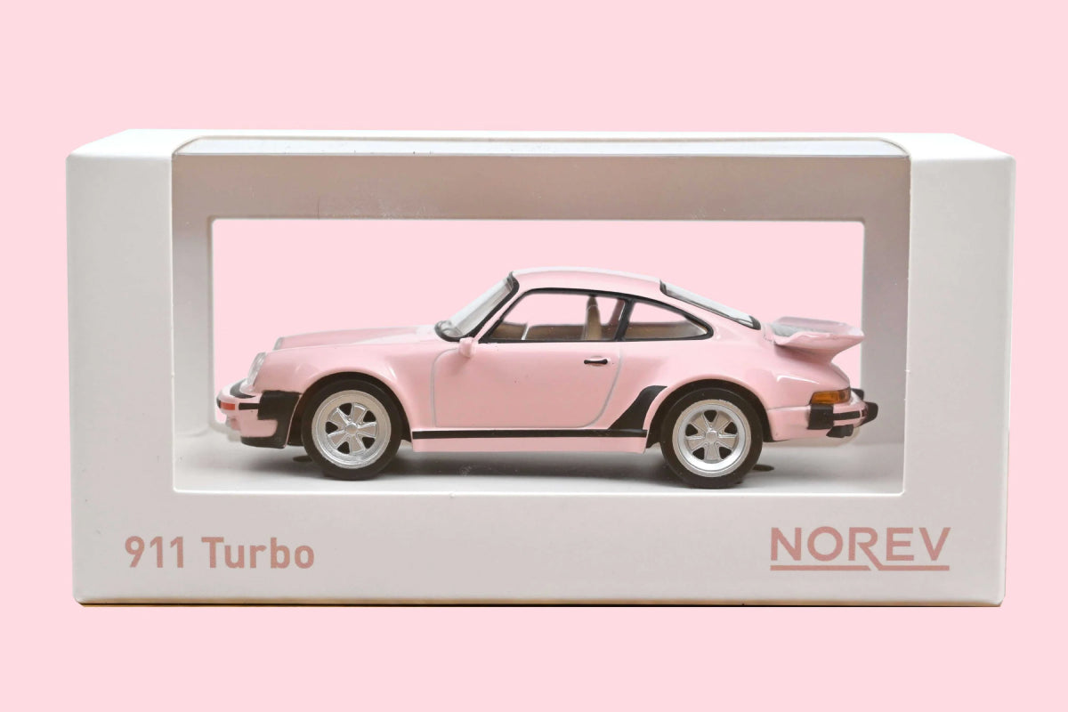 1:43 - 1978 Porsche 911 Turbo 1978 (Light Pink)