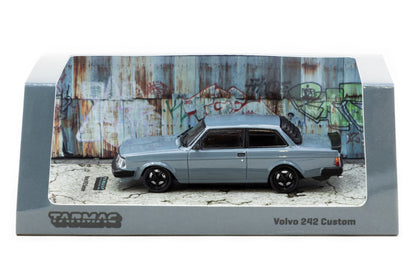 Volvo 242 Custom (Grey)
