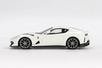 Ferrari 812 Competizione (Giallo Modena)