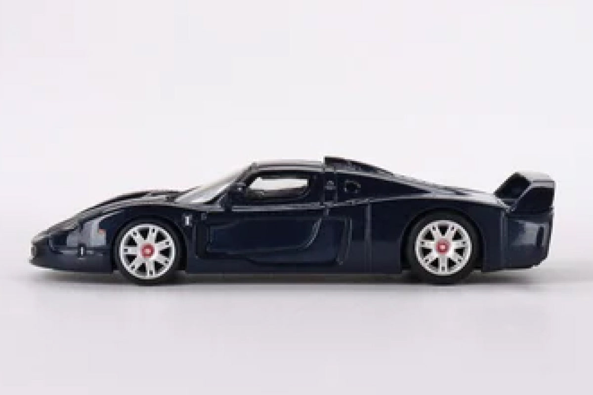 Maserati MC12 Stradale (Blue Metallic with stripe)