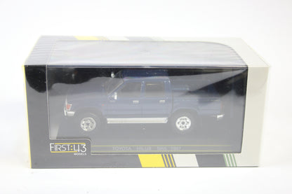 1:43 - 1997 Toyota Hilux SR5 (Blue)