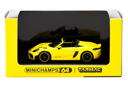 Porsche 718 Spyder RS (Racing Yellow)