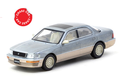 Lexus LS400 (Champagne Beige Metallic)