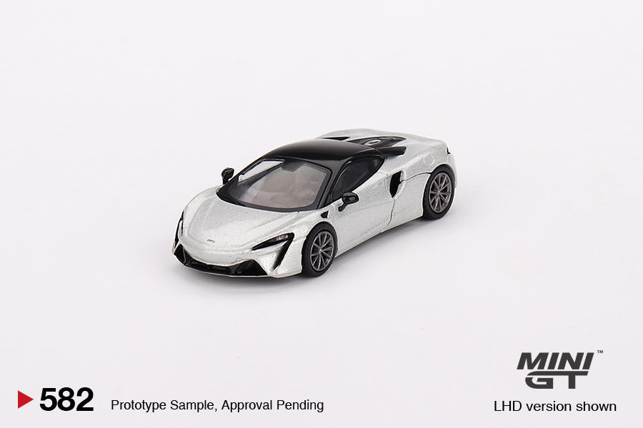 #582 - McLaren Artura (Ice Silver)
