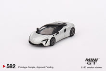 #582 - McLaren Artura (Ice Silver)
