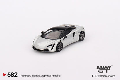 #582 - McLaren Artura (Ice Silver)